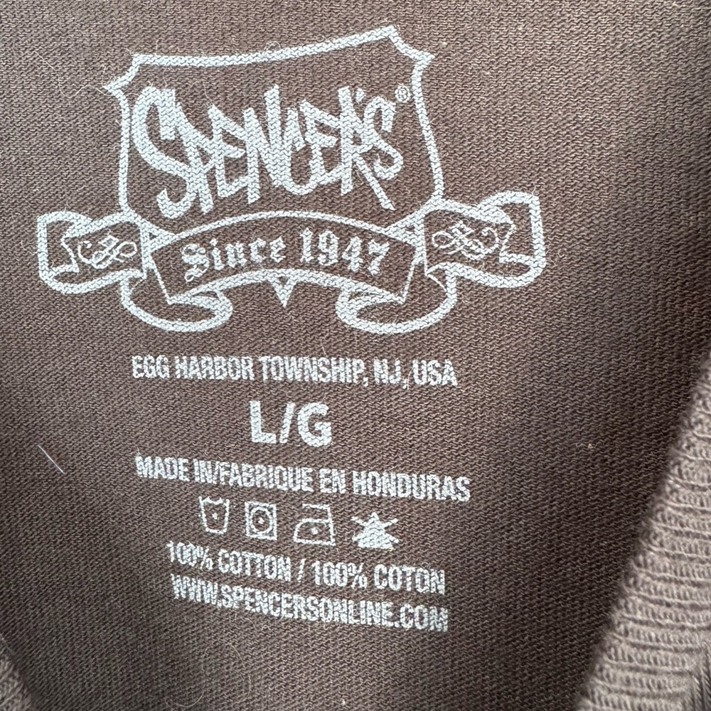 Spencer’s Two Girls Black Graphic tee - Picture 4 of 5